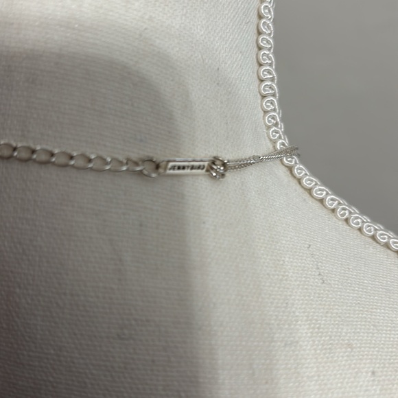 Jenny Bird Pendent Double Layer Necklace Silver EUC - Picture 3 of 4